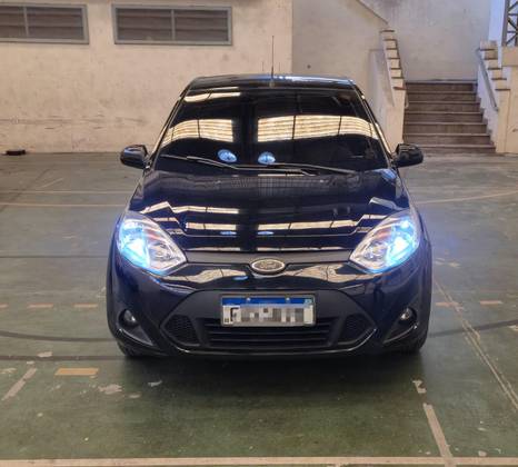 FORD FIESTA 1.6 MPI HATCH 8V FLEX 4P MANUAL FORD FIESTA 1.6 MPI HATCH 8V FLEX 4P MANUAL